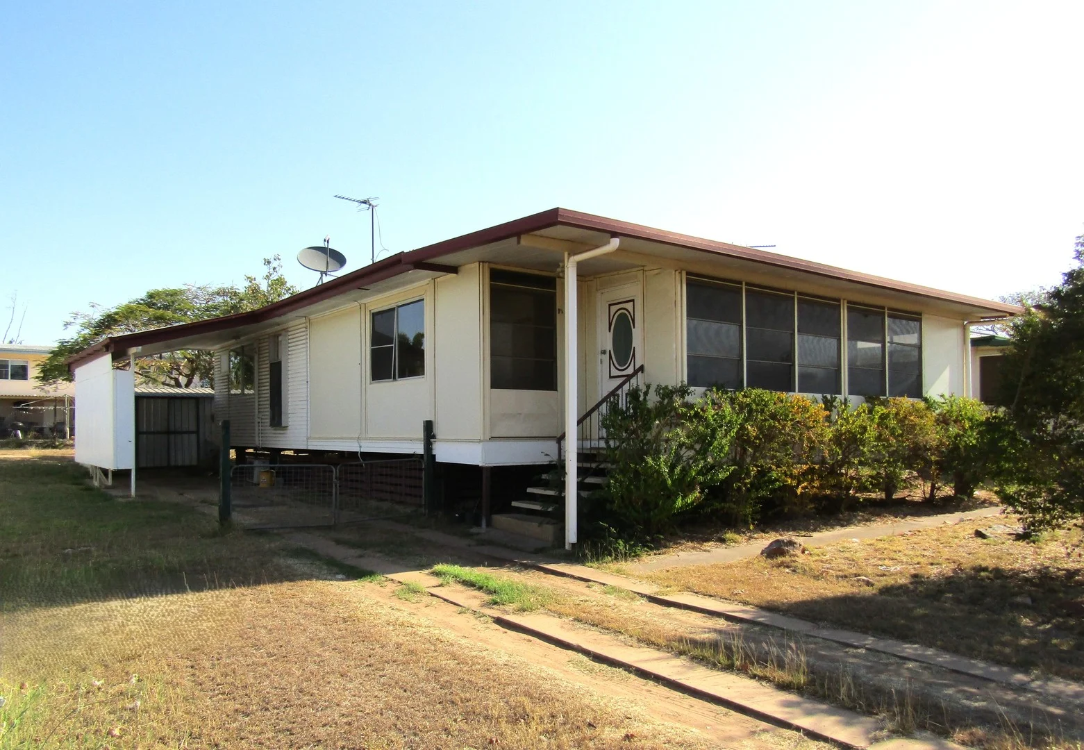 40 Bottletree Avenue, Blackwater QLD 4717