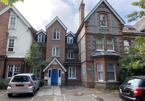 Flat 10 Foley Hall, 58-60 London Road, Reading, Berkshire RG1