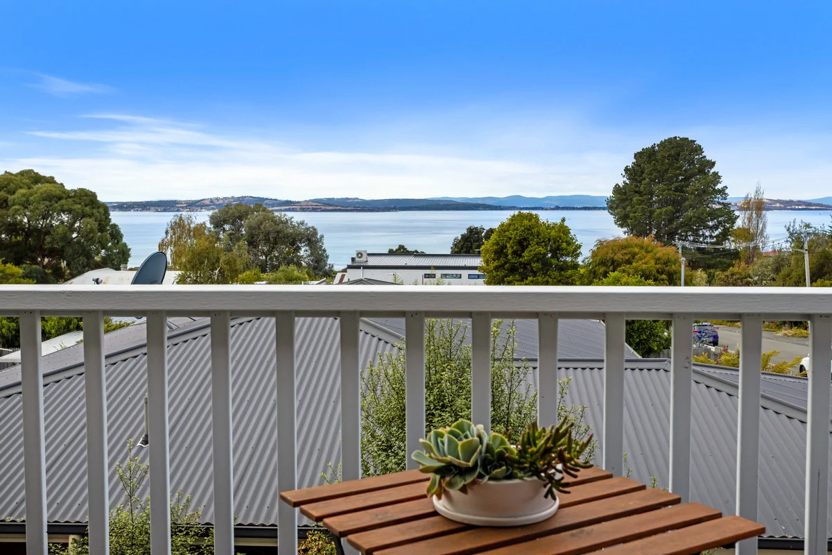 Additional image 2 of 22 Gourlay Street, Blackmans Bay TAS 7052