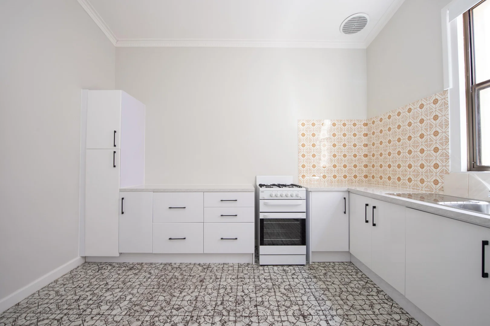 Additional image 4 of 30 David Street, Port Pirie SA 5540