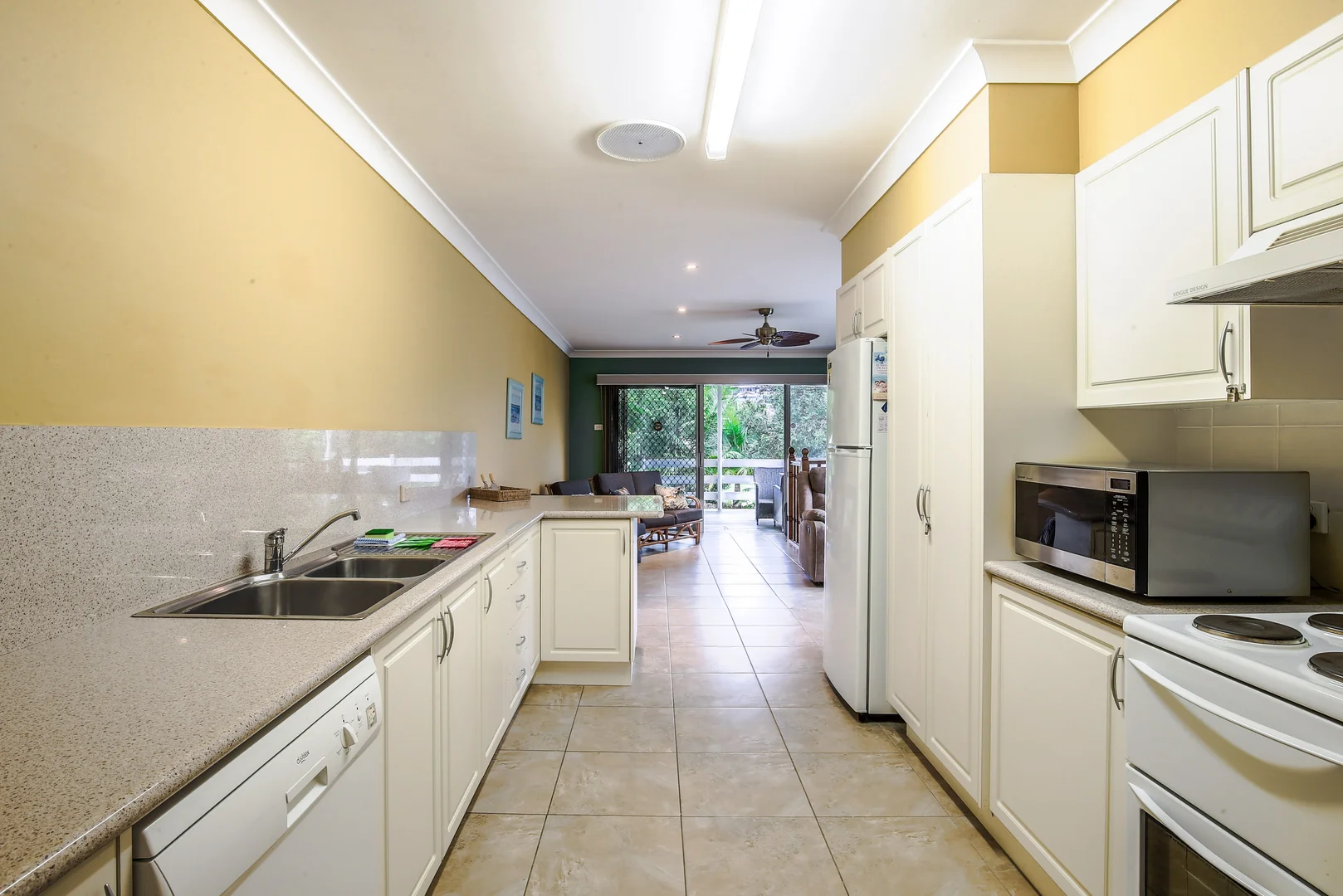 Additional image 6 of 1/17-19 Peter Crescent, Batehaven NSW 2536