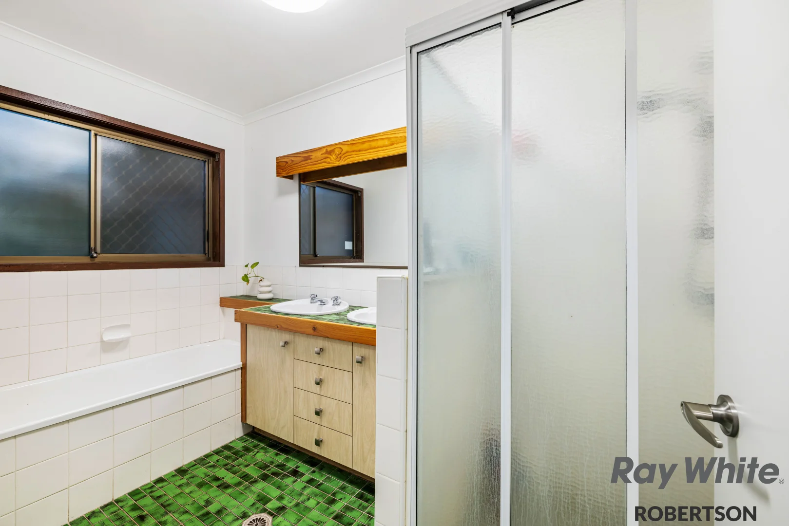 Additional image 17 of 3 Davrod Street, Robertson QLD 4109