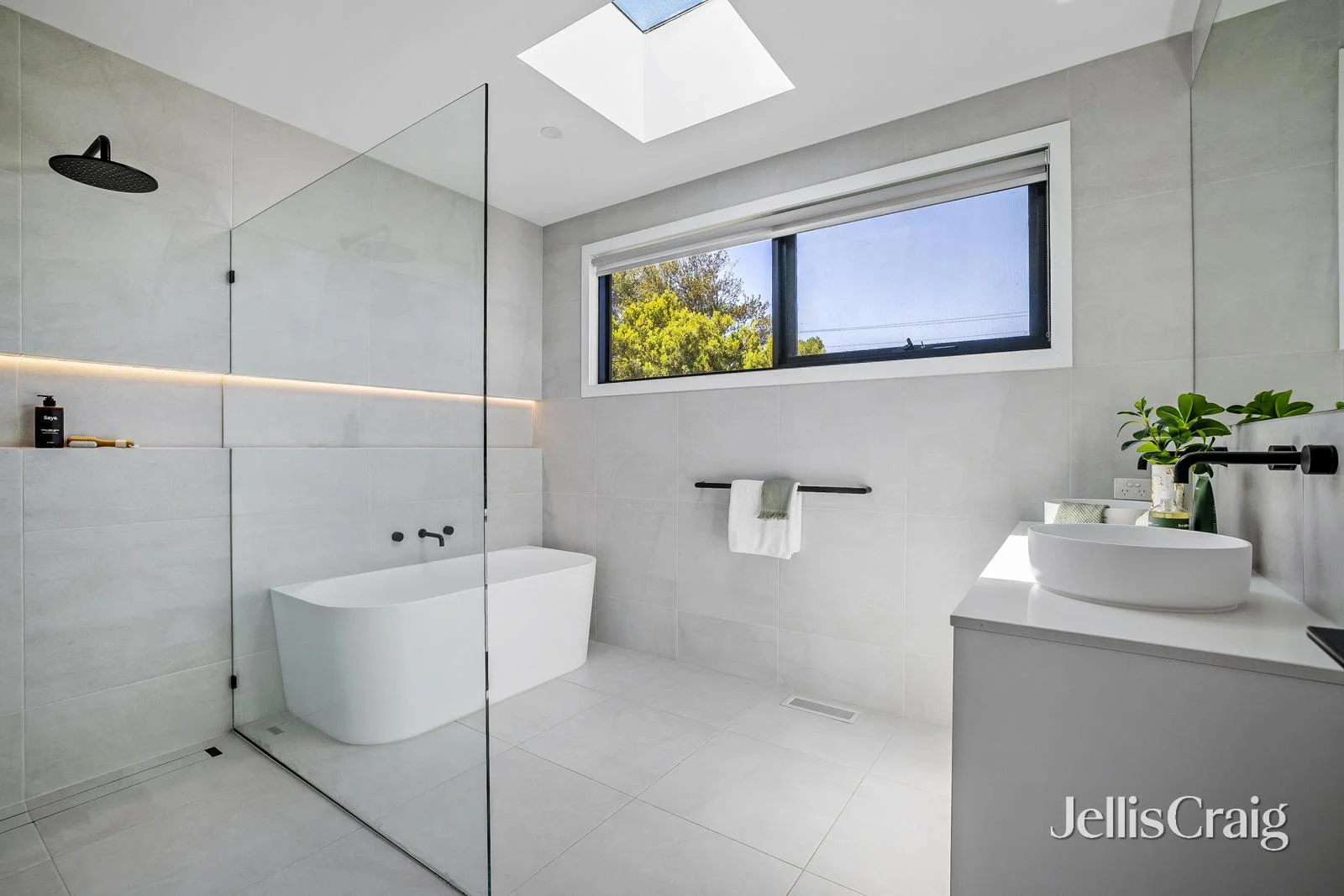 Additional image 11 of 1 Como Avenue, Rye VIC 3941