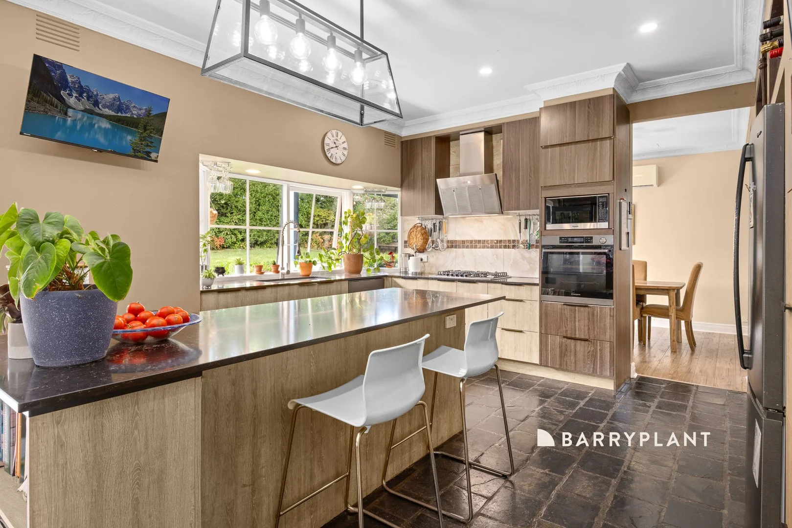 8 Olinda Place, Frankston VIC 3199