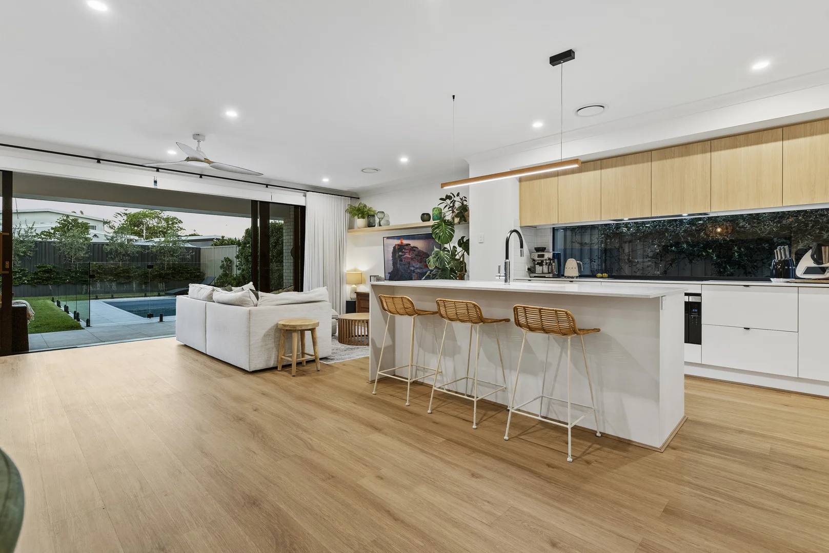 Additional image 2 of 91 Albion Avenue, Miami QLD 4220