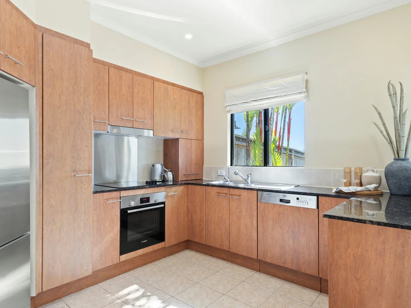 Additional image 17 of 12/5-7 Arlington Esplanade, Clifton Beach QLD 4879