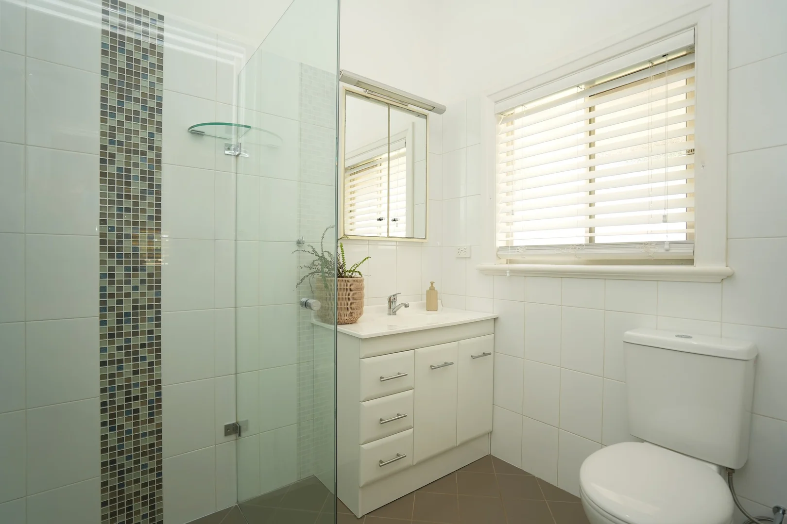 Additional image 12 of 8 Animoo Avenue, Griffith NSW 2680