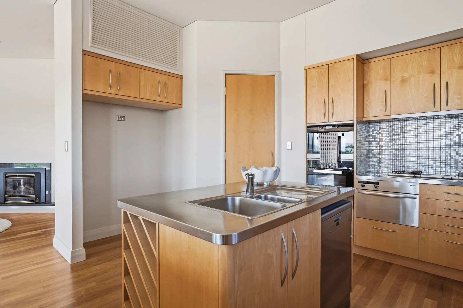 Additional image 10 of 64 Thomas Street, Nedlands WA 6009