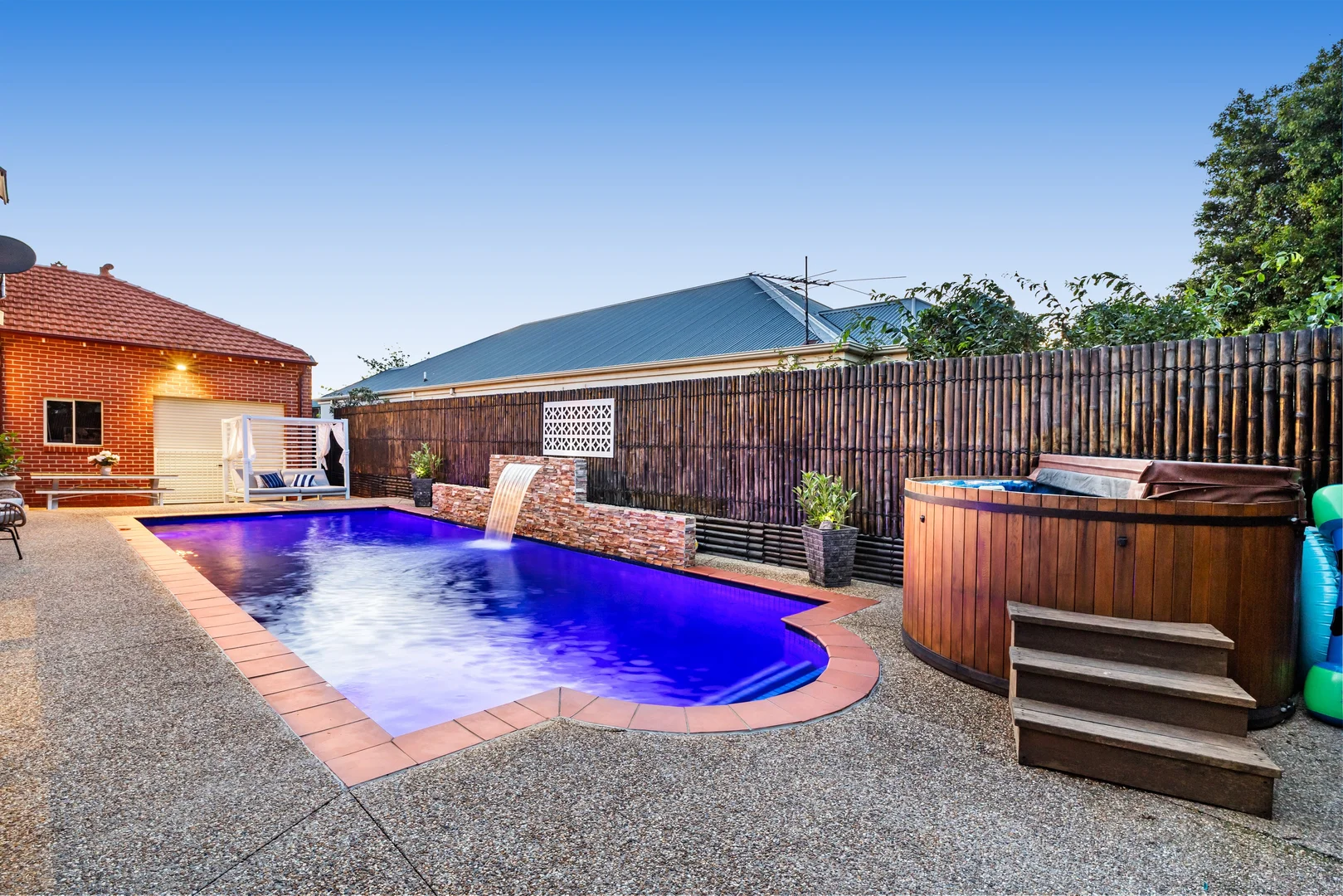 Additional image 16 of 10 Woodbury Avenue, Caroline Springs VIC 3023