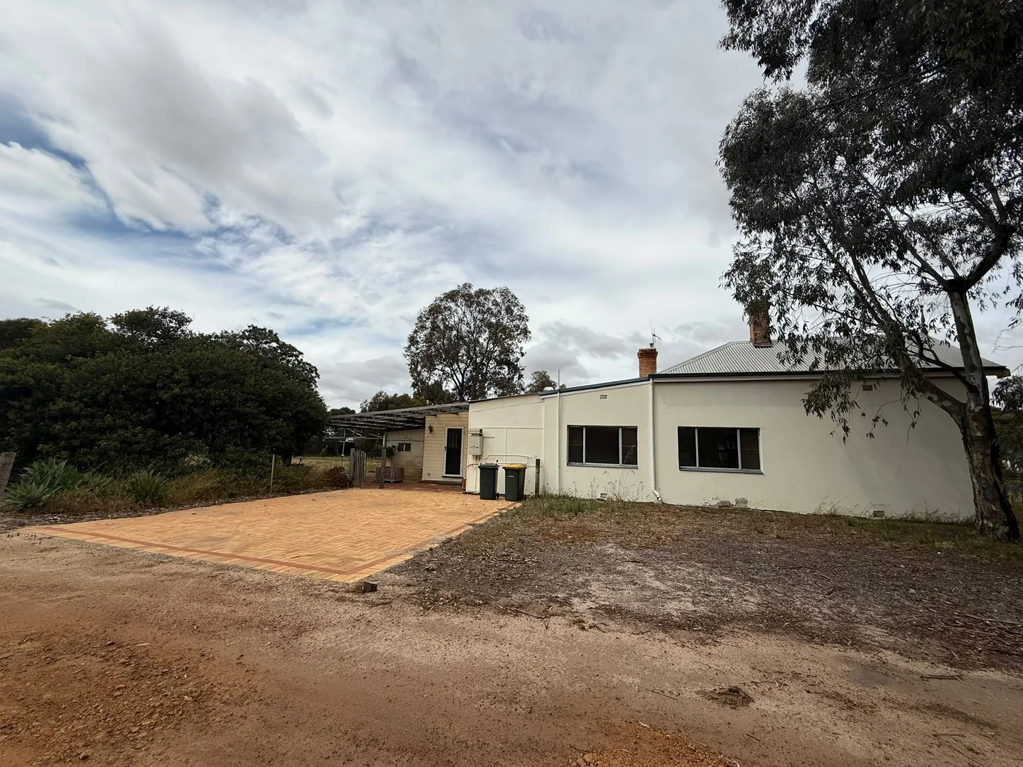 Additional image 14 of 2 Oxley Road, Katanning WA 6317