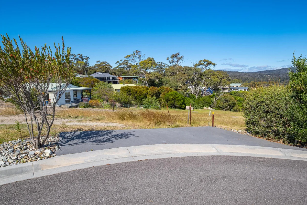 Additional image 18 of 14 Wedge Court, Binalong Bay TAS 7216