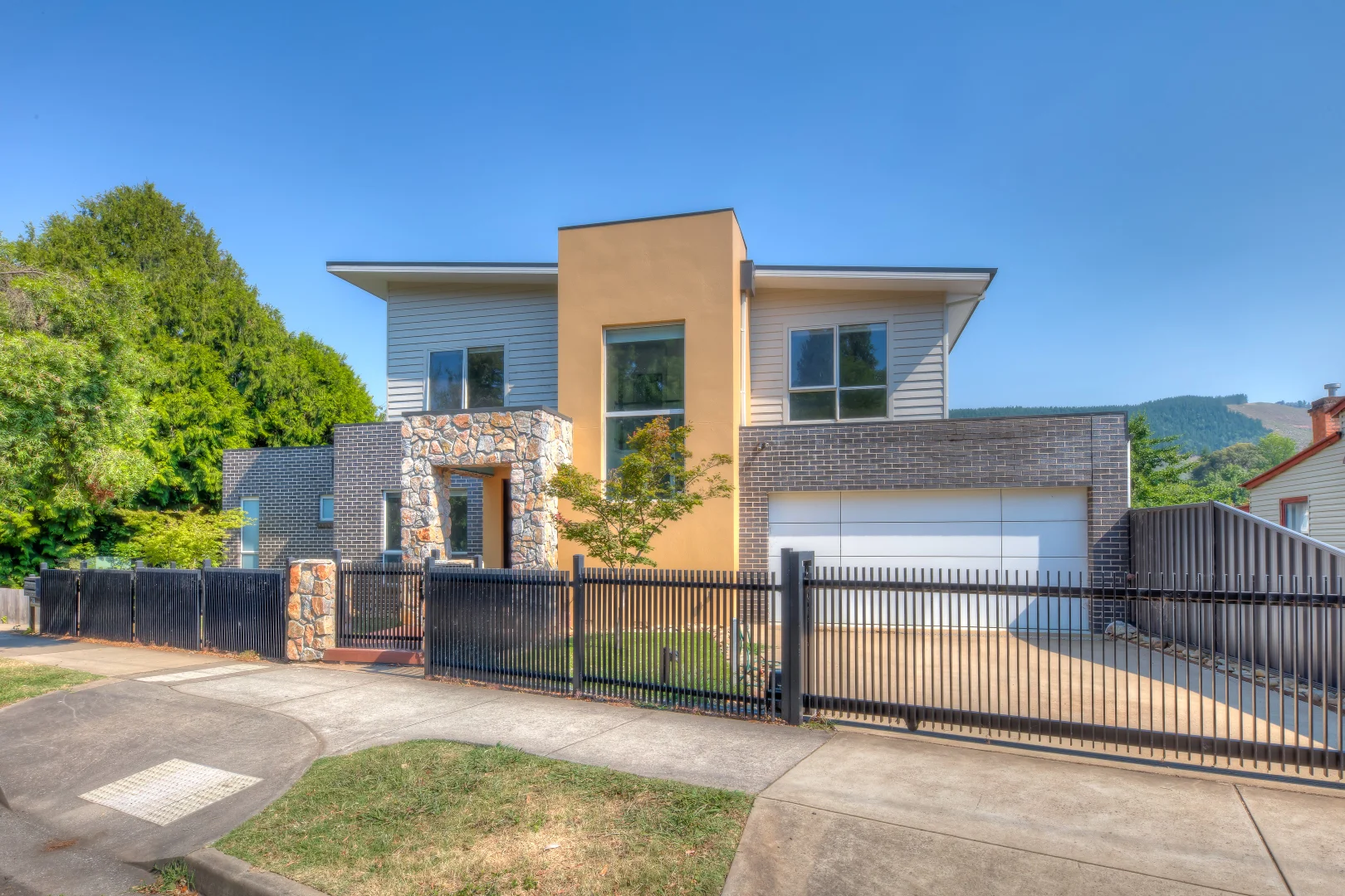 Additional image 2 of 1/79 Gavan Street, Bright VIC 3741
