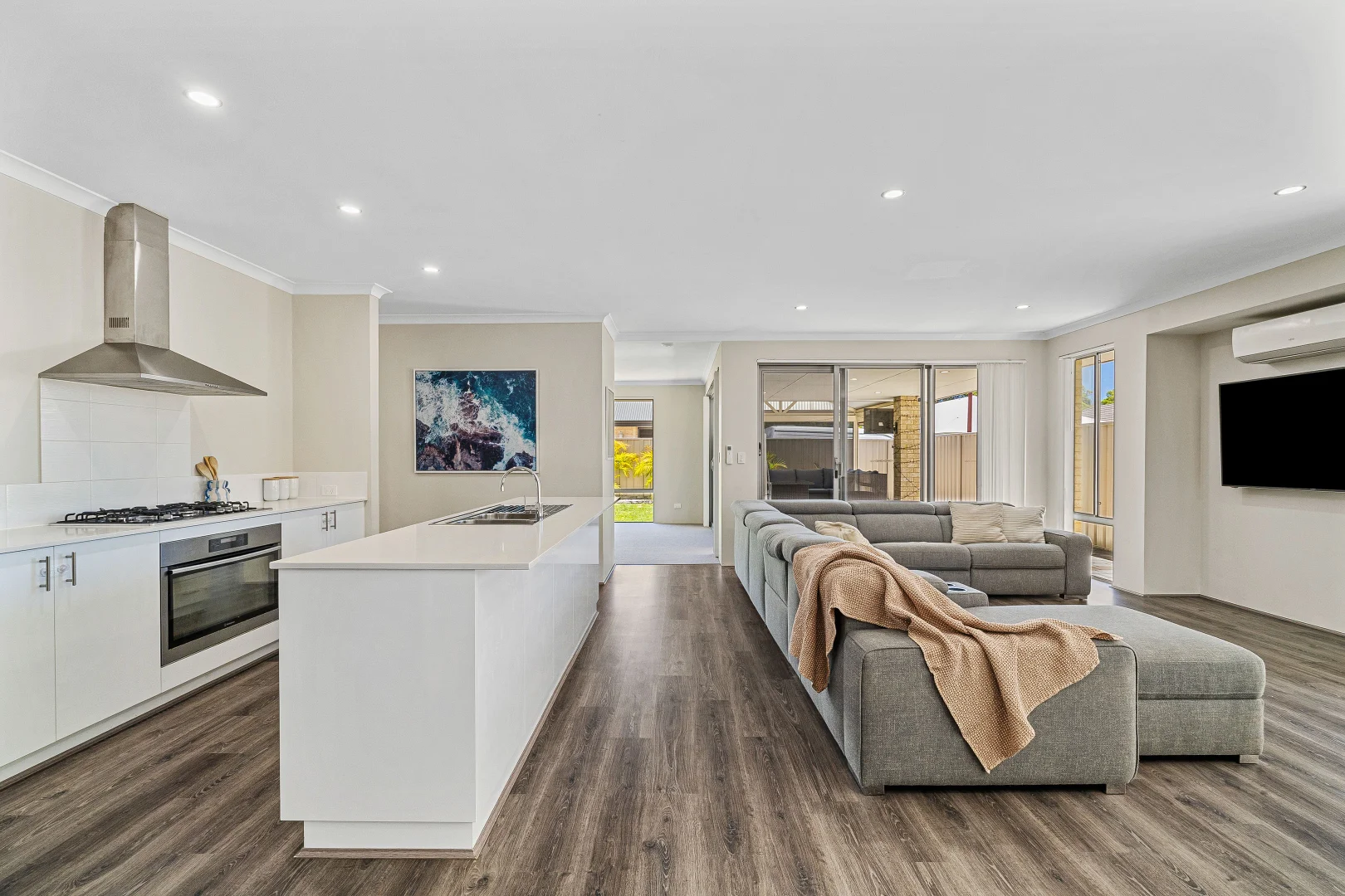 Additional image 3 of 7 Breezy Way, Meadow Springs WA 6210