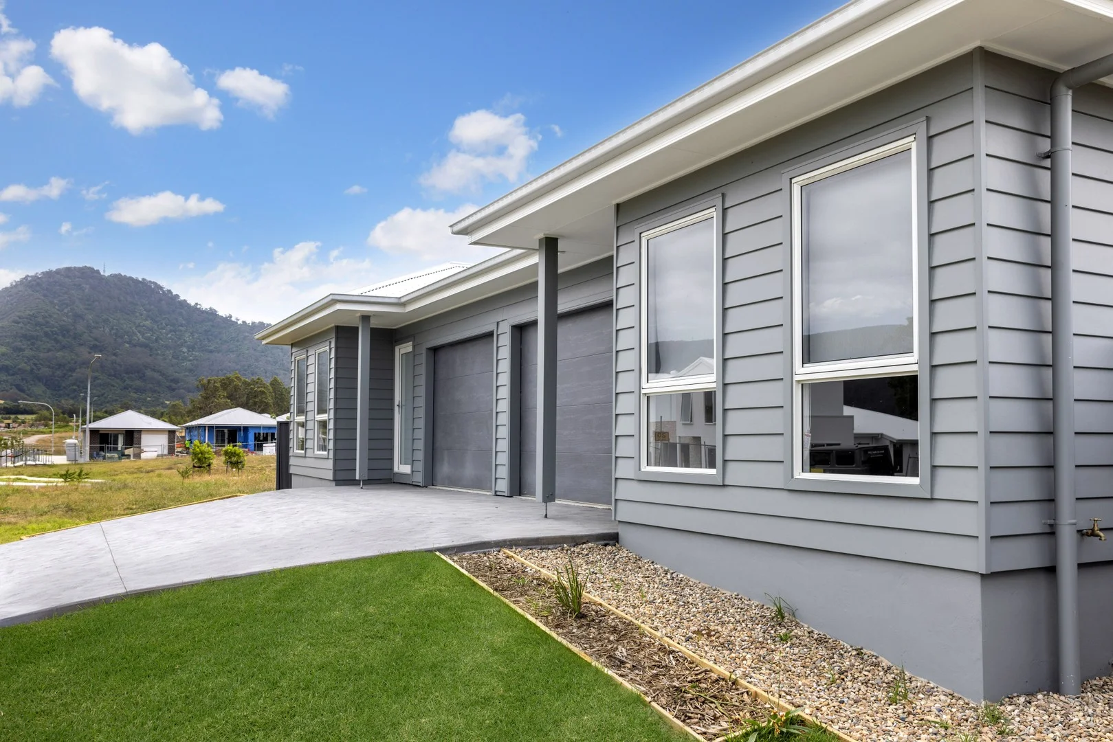 17 Myrtle Drive, Badagarang NSW 2540