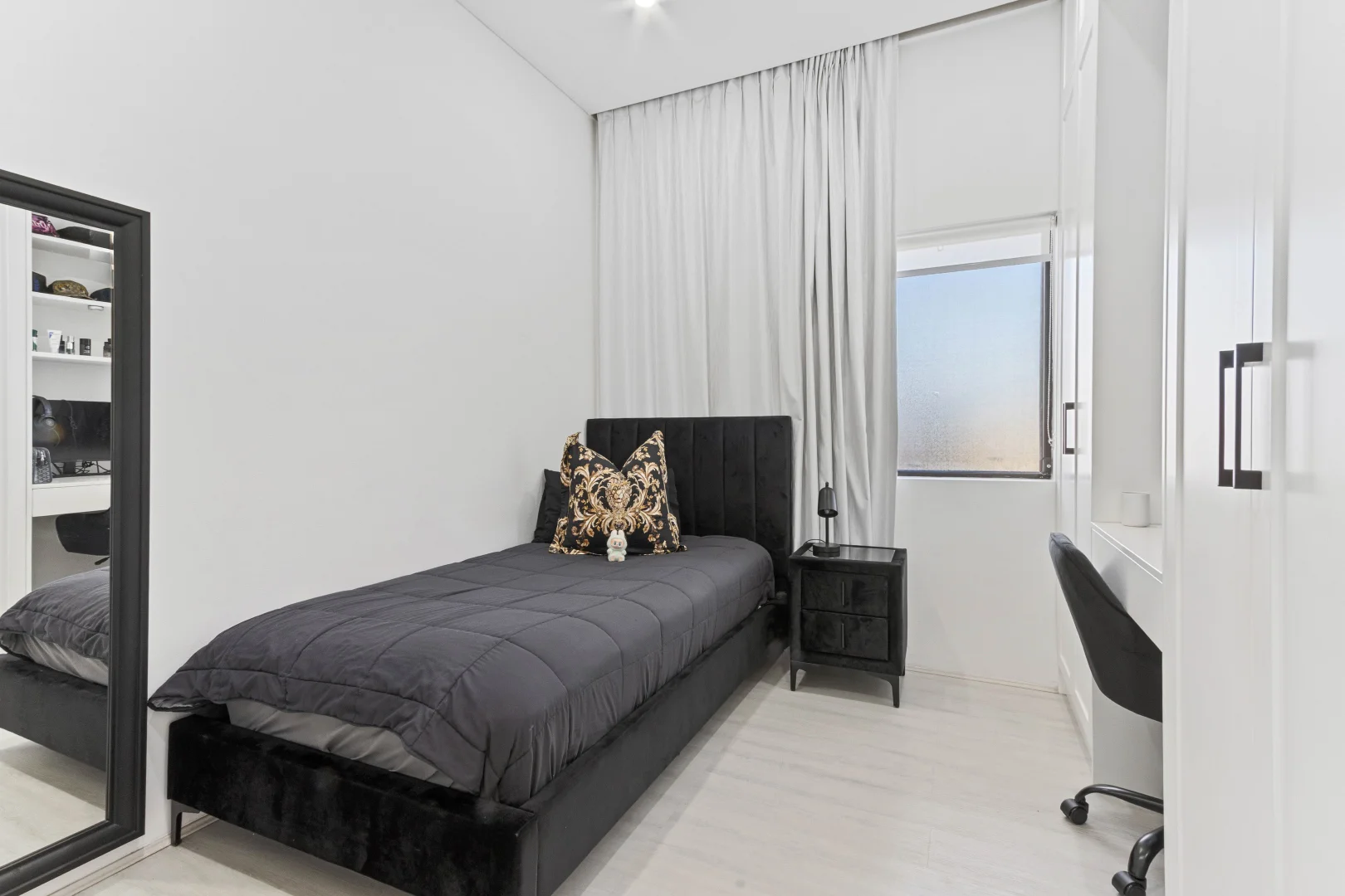 Additional image 12 of 30 Bland Street, Carramar NSW 2163