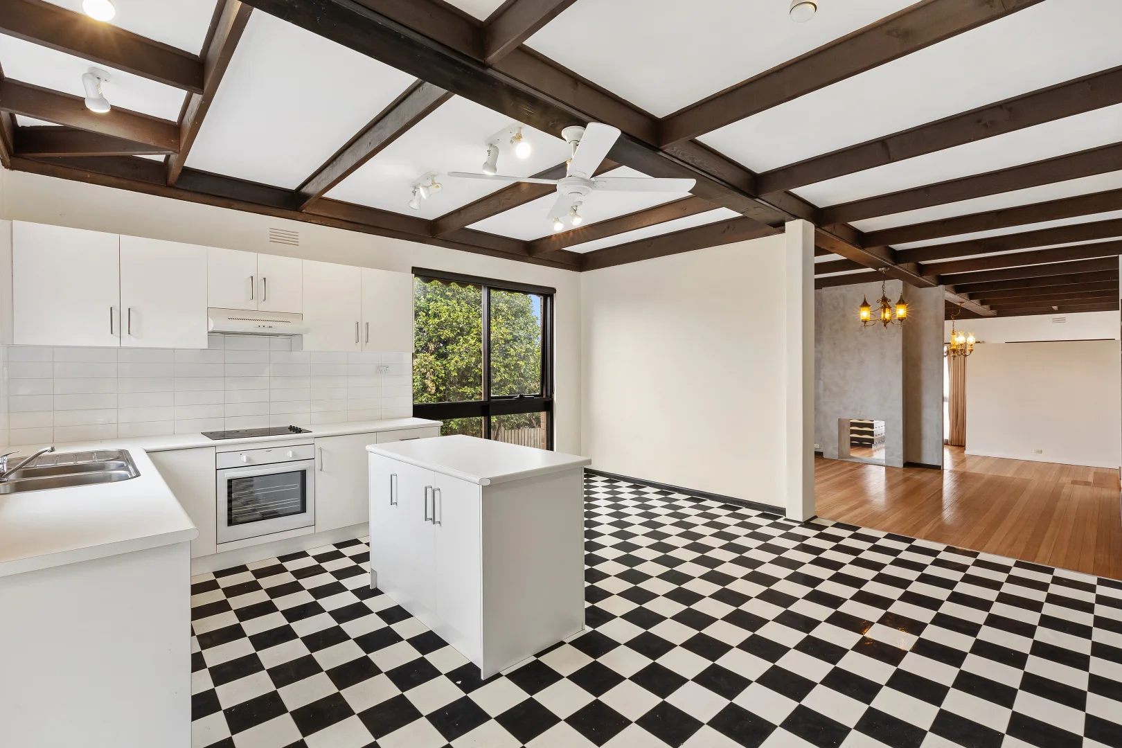 Additional image 10 of 46 San Remo Drive, Avondale Heights VIC 3034