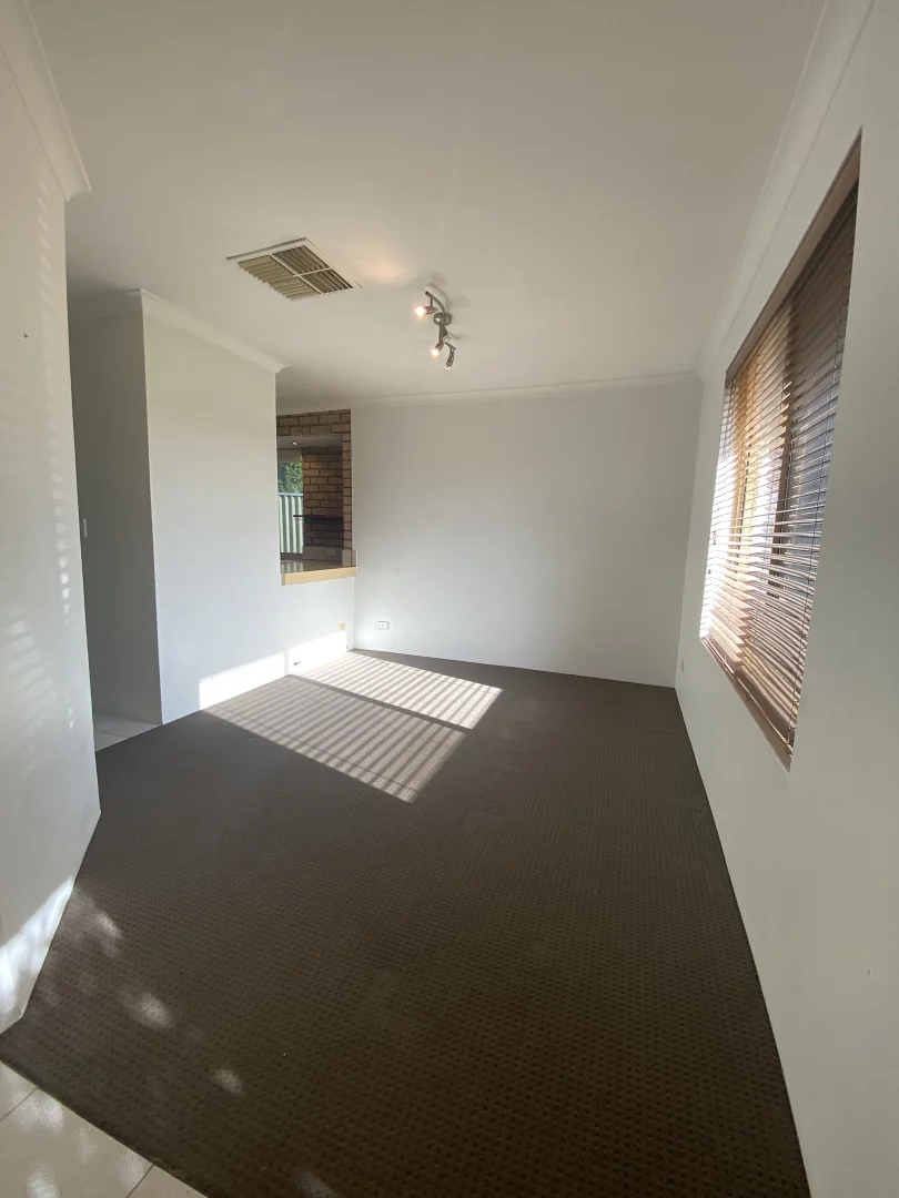 Additional image 3 of 17 Jeavons Place, South Lake WA 6164