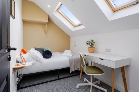 3 Sheffield Street, Leicester LE3, Room to rent