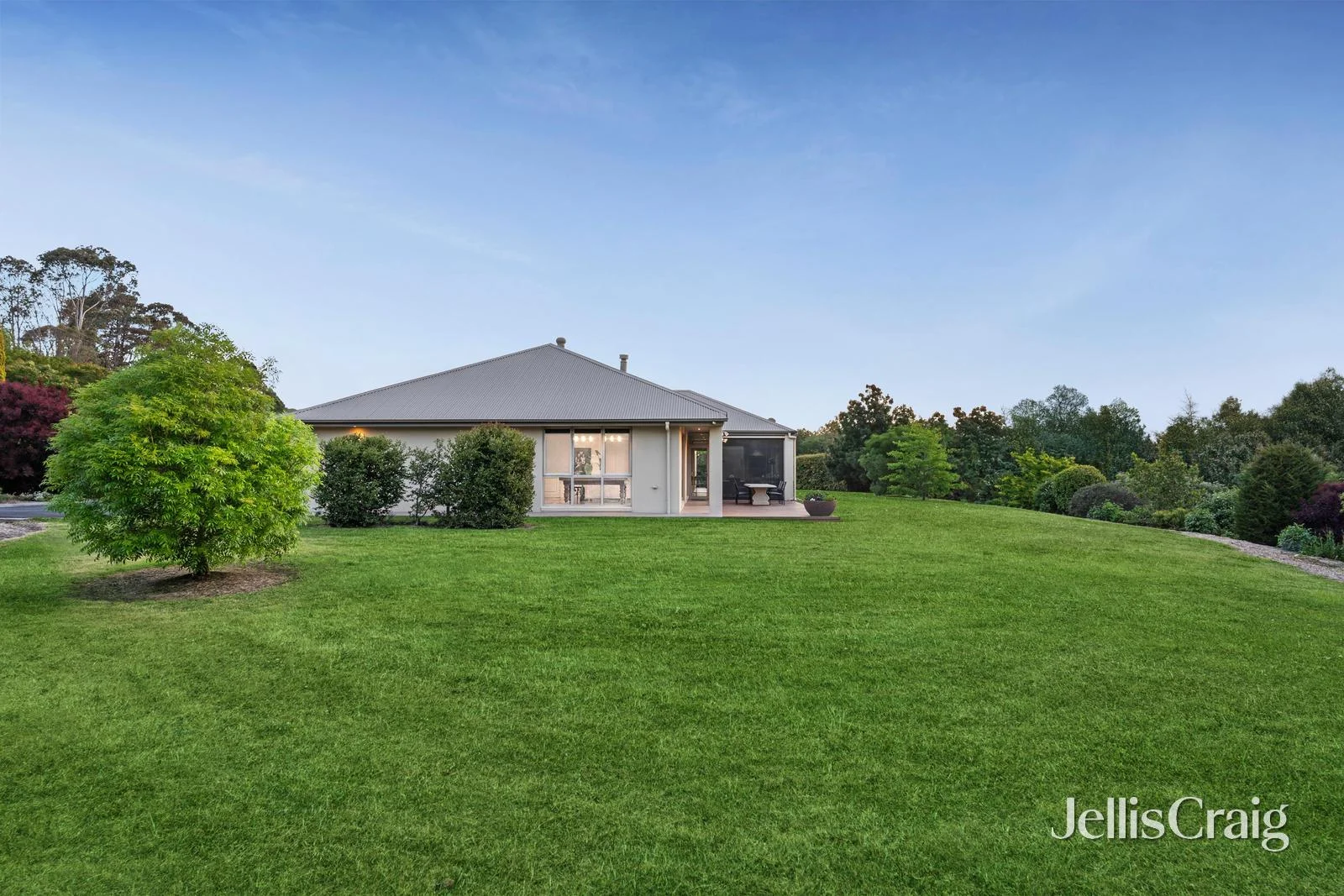 Additional image 22 of 7 Honeysuckle Way, Chirnside Park VIC 3116
