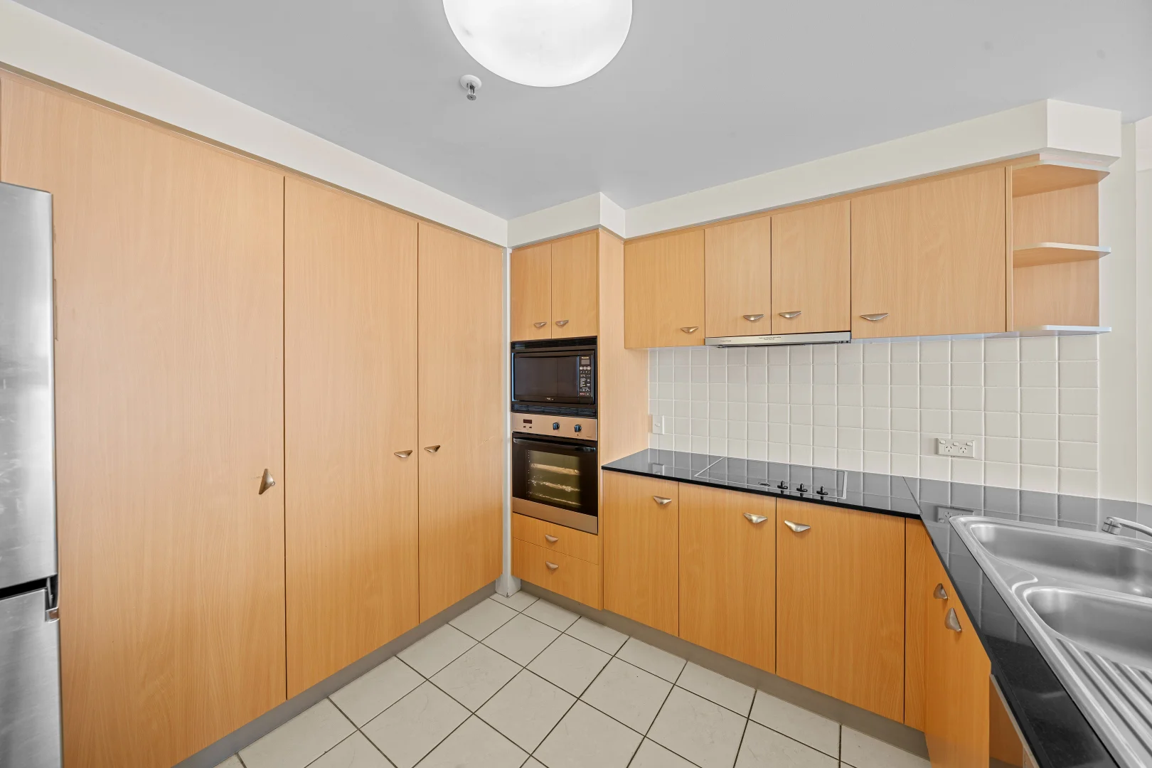 Additional image 11 of 2141/2633 Gold Coast Highway, Broadbeach QLD 4218