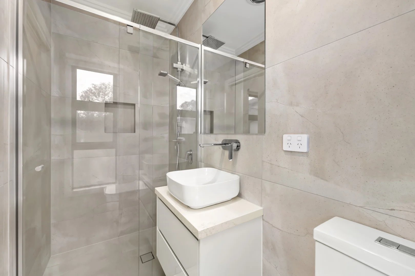 Additional image 12 of 3/14 Carwarp Street, Macleod VIC 3085