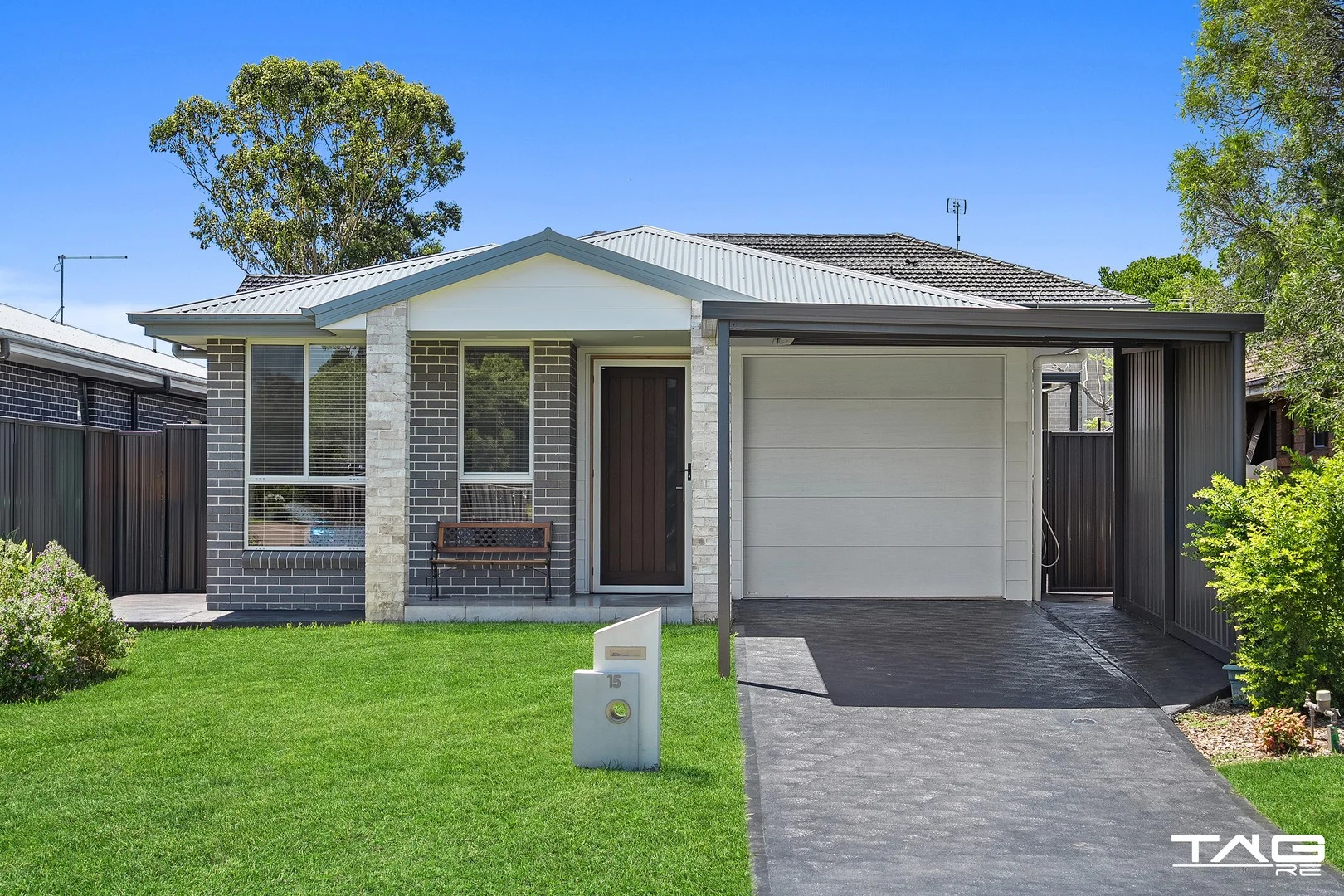 15 Alpine Circuit, St Clair NSW 2759