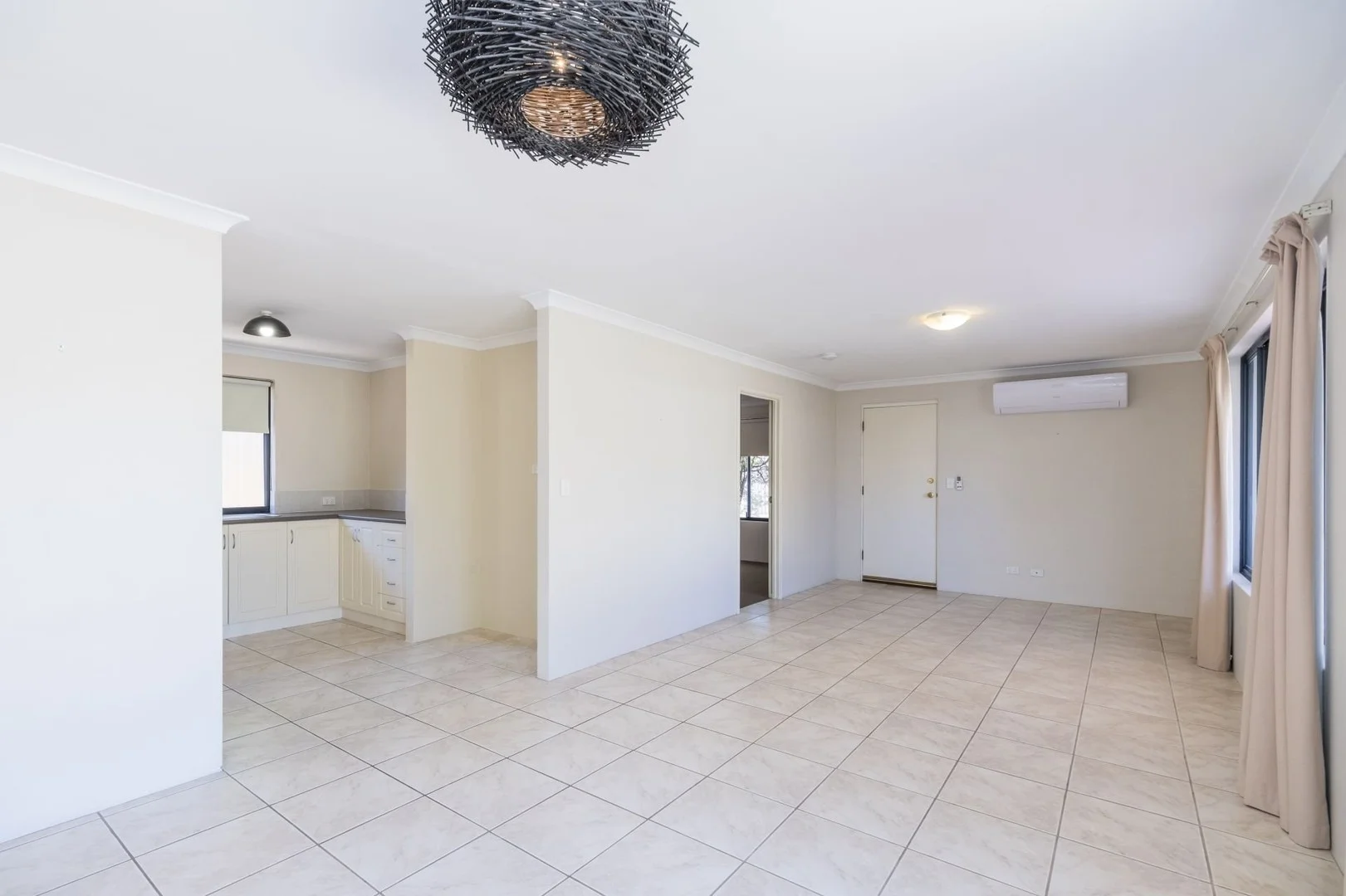 Additional image 4 of 4/12 Nuytsia Avenue, Carey Park WA 6230