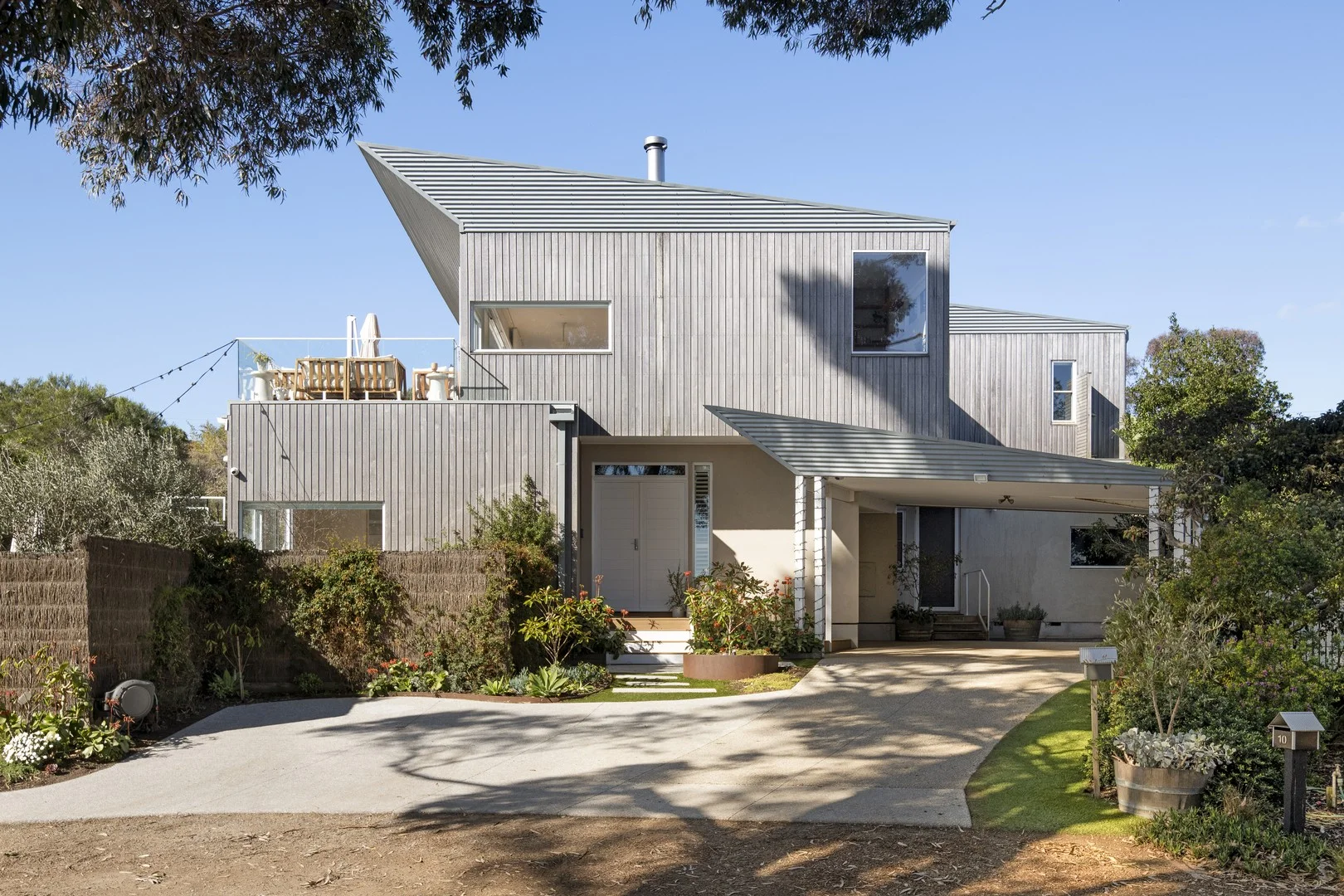 8 Birdwood Avenue, Mornington VIC 3931