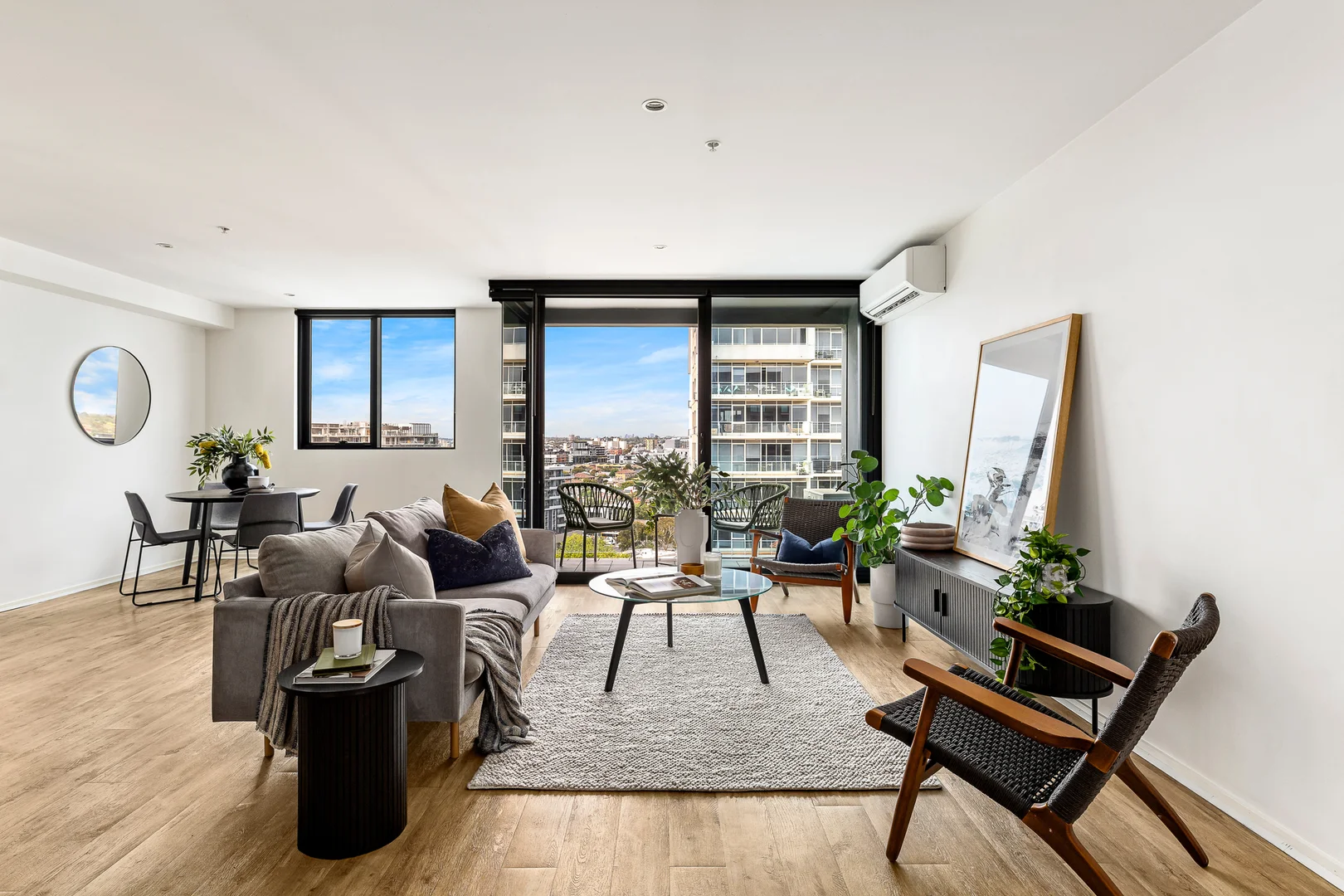 Additional image 2 of 1508/83 Queens Road, Melbourne VIC 3004