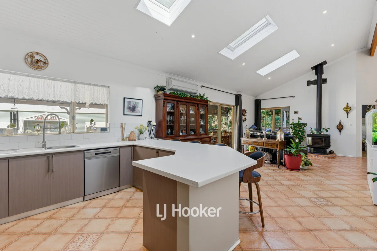 Additional image 6 of 9 Feast Place, Leschenault WA 6233