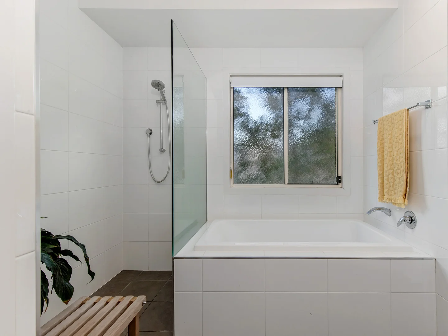 Additional image 18 of 19 Grove Creek Close, Reedy Creek QLD 4227
