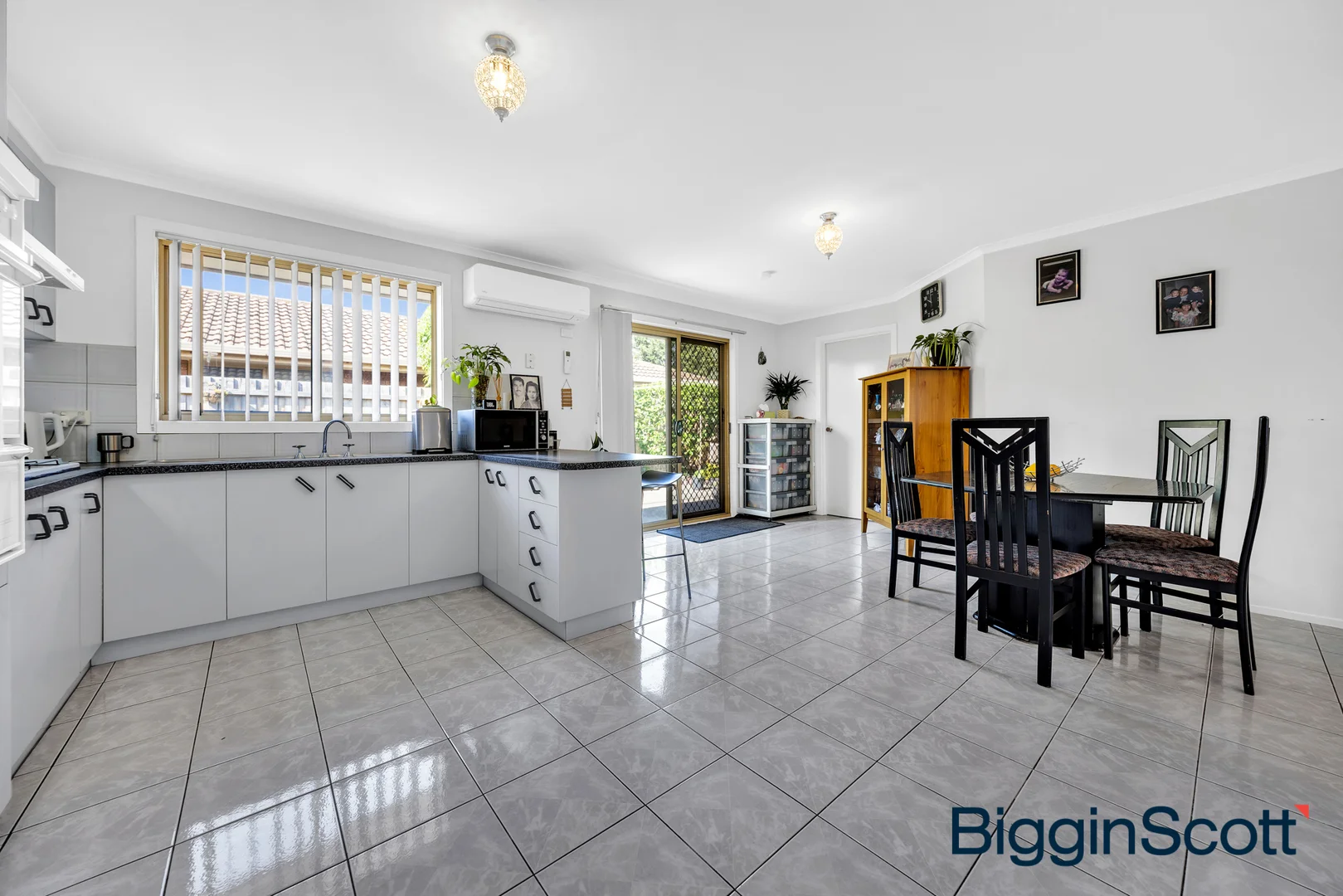 Additional image 5 of 1/23 Songlark Crescent, Werribee VIC 3030