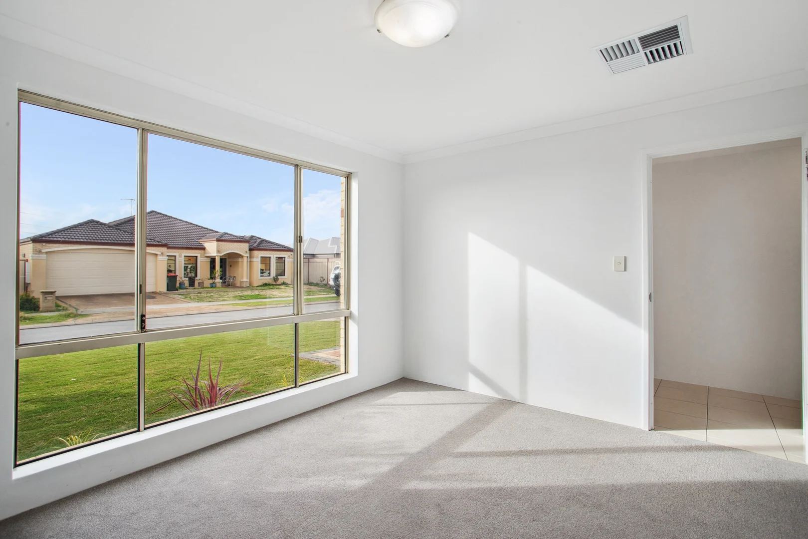 Additional image 12 of 6 Graceland Ave, Landsdale WA 6065