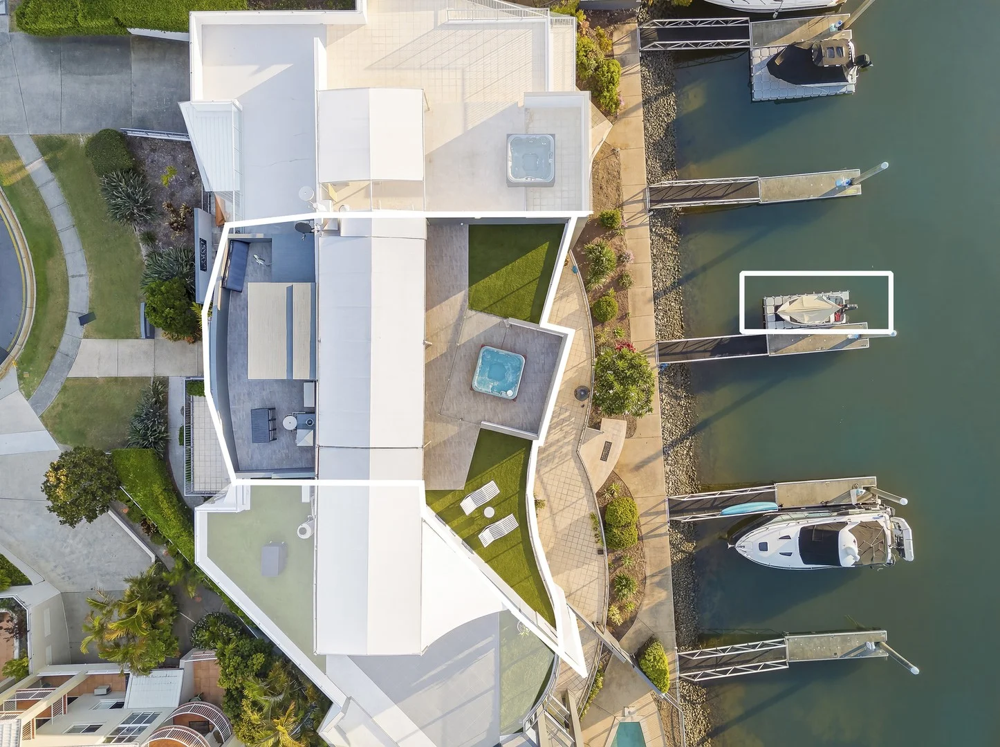 Additional image 12 of 8/18 Canal Avenue, Runaway Bay QLD 4216