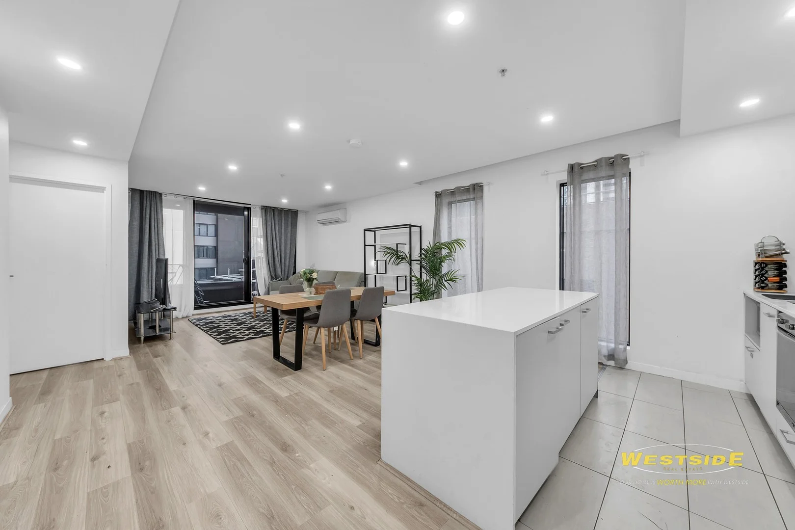 1005/200 Spencer Street, Melbourne VIC 3000
