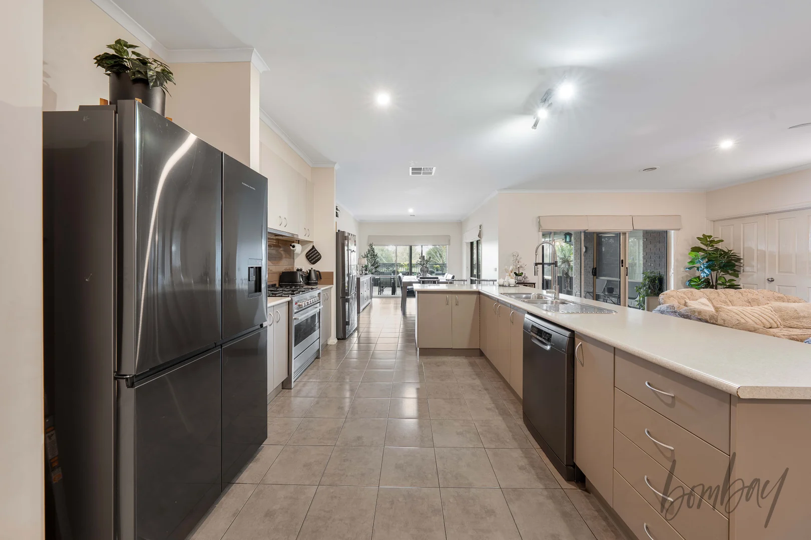 Additional image 5 of 22 Scottsdale Court, Craigieburn VIC 3064