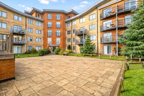 Quadrant Court, Jubilee Square, Reading RG1
