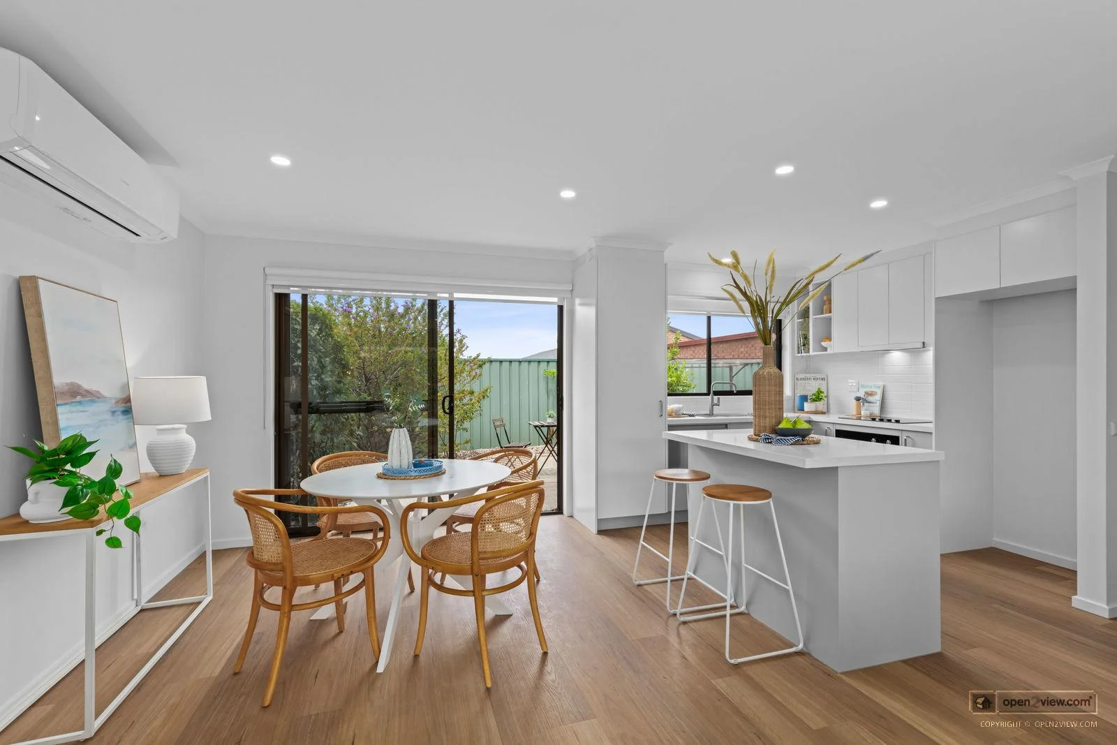 15/50 Barwarre Road, Marshall VIC 3216