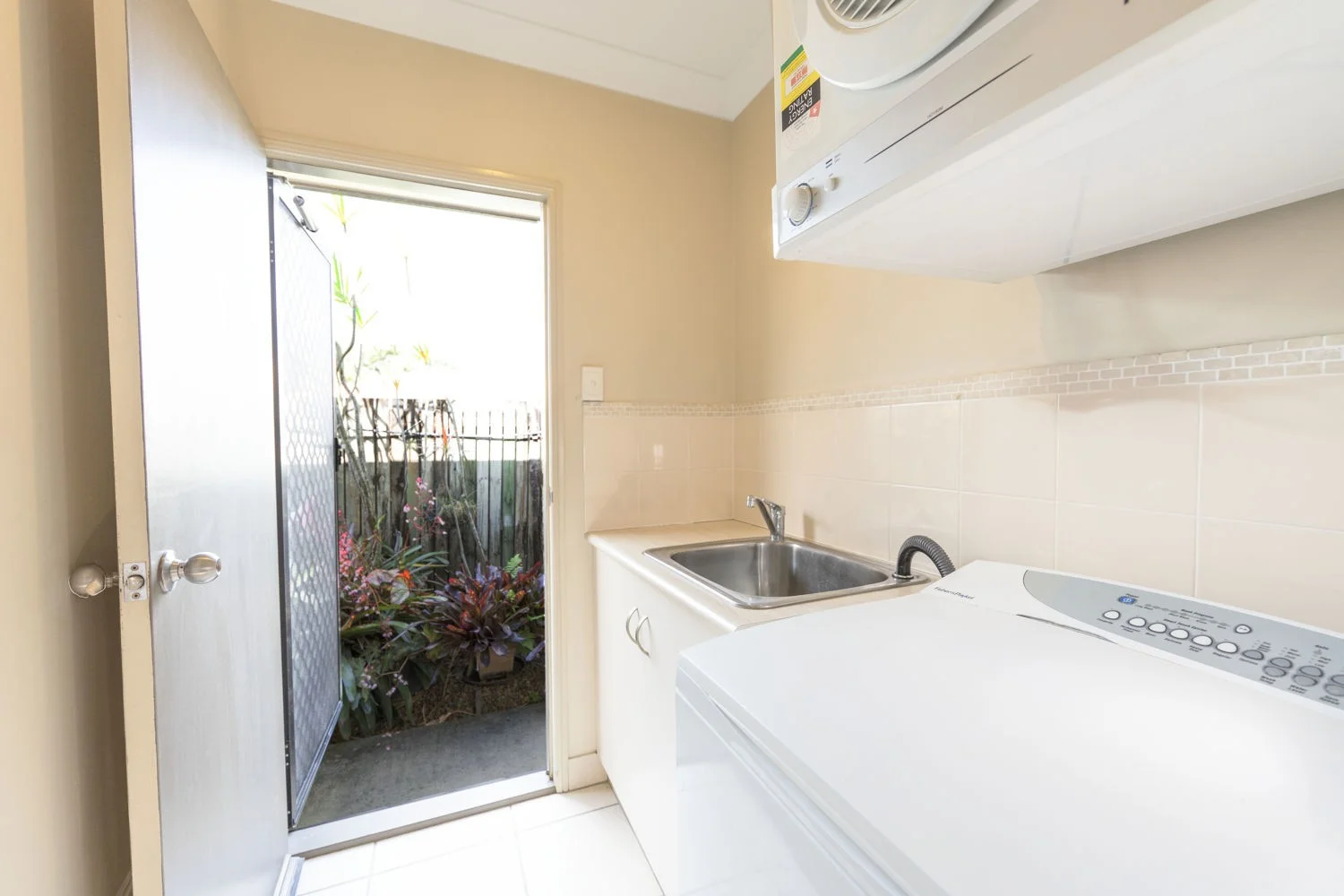 Additional image 19 of 9 Hossack Court, Glenella QLD 4740