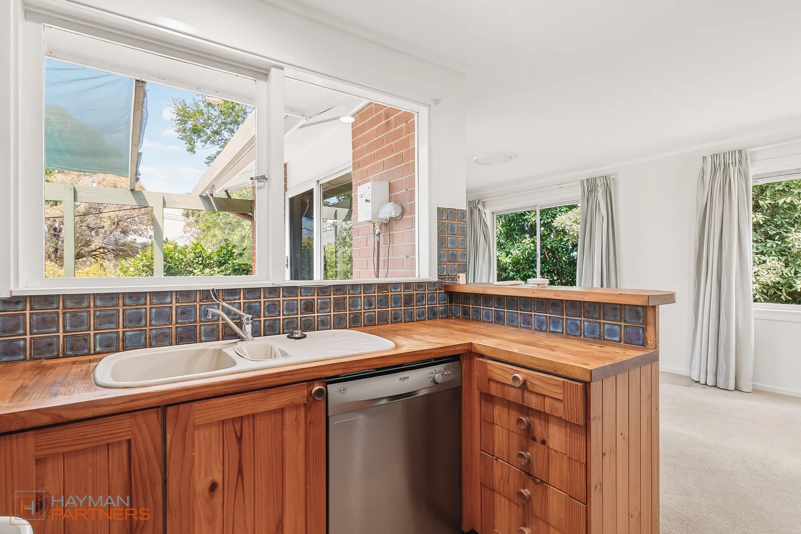 Additional image 7 of 42 Kitchener Street, Hughes ACT 2605