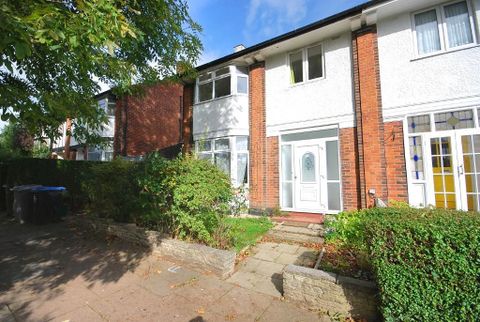 Grand Avenue, Wembley HA9