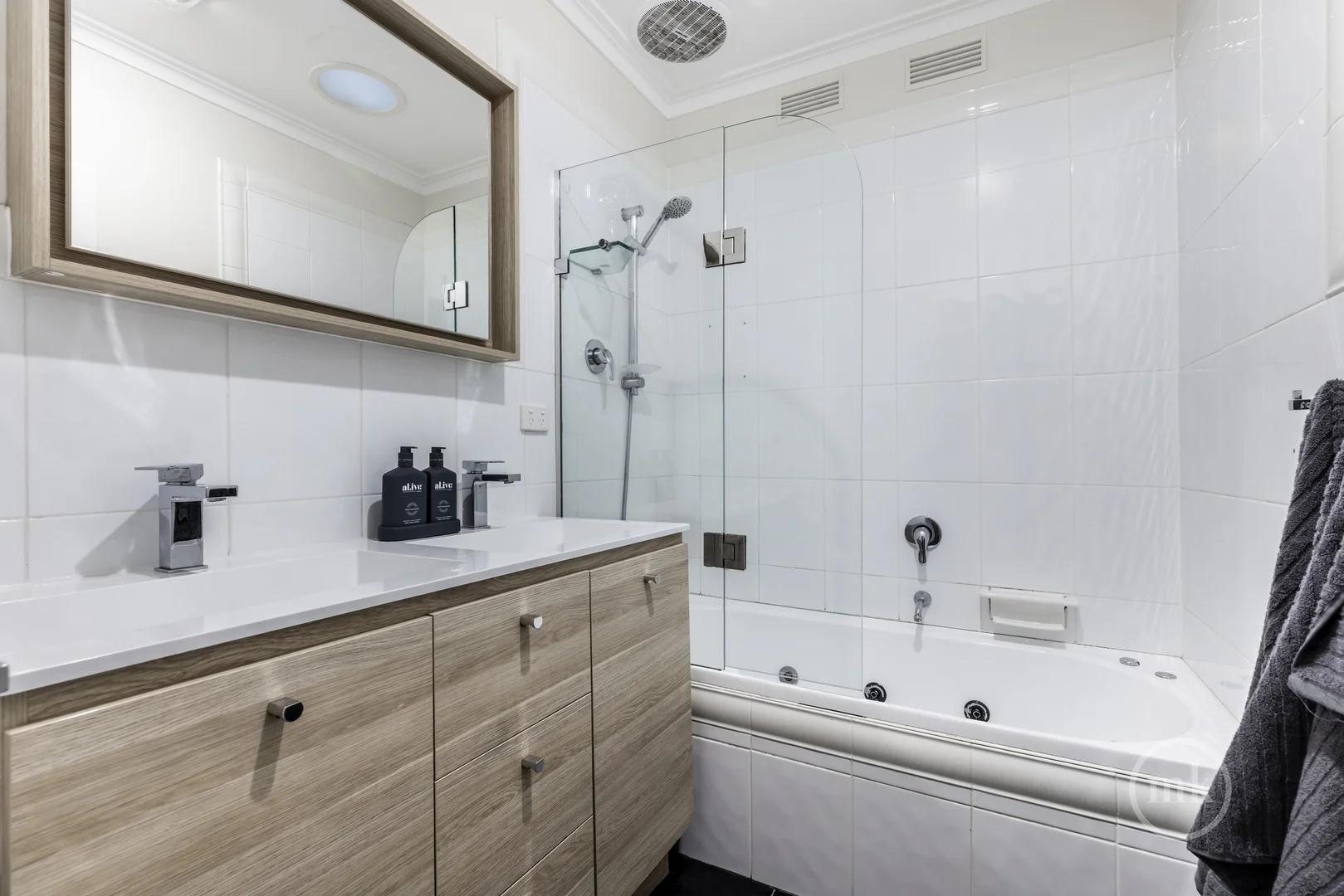 Additional image 10 of 123 Lambert Street, Diamond Creek VIC 3089