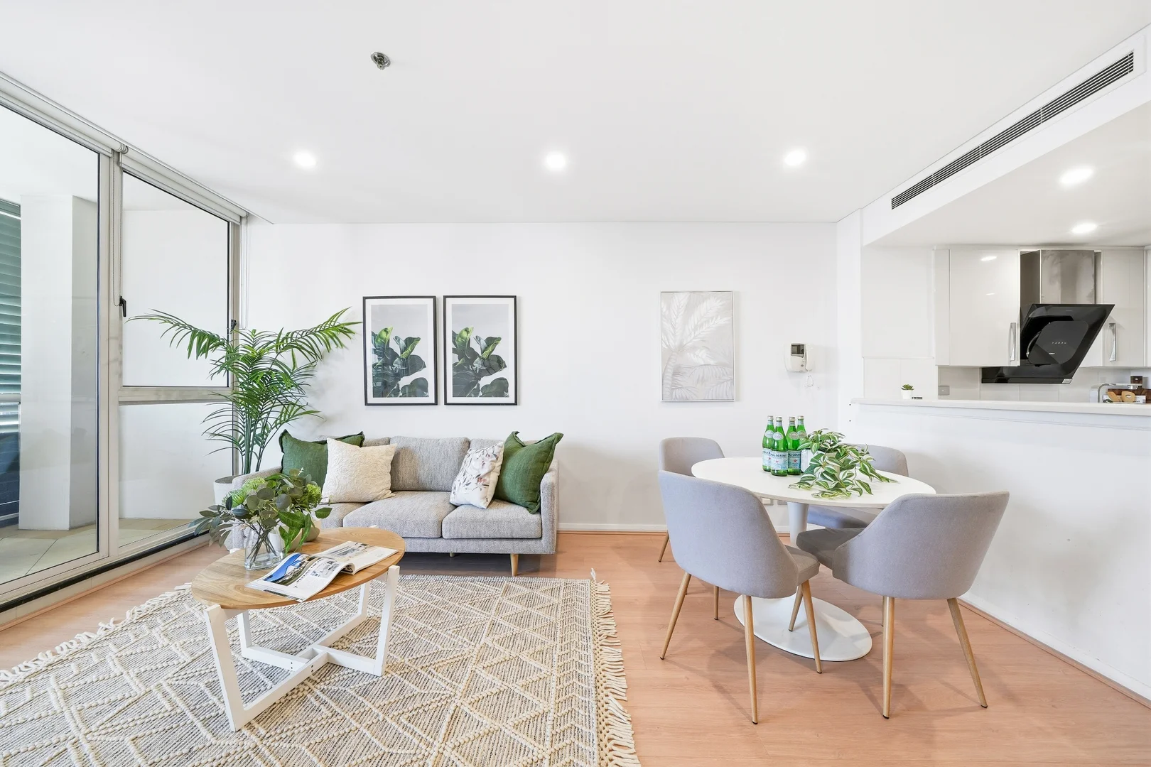 Additional image 6 of 337/8 Lachlan St, Waterloo NSW 2017