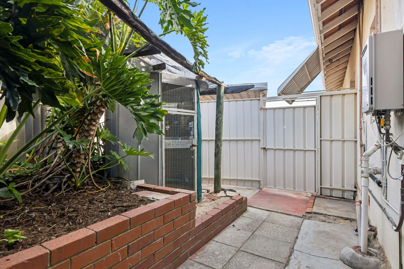 Additional image 17 of 130 Hill View Terrace, St James WA 6102