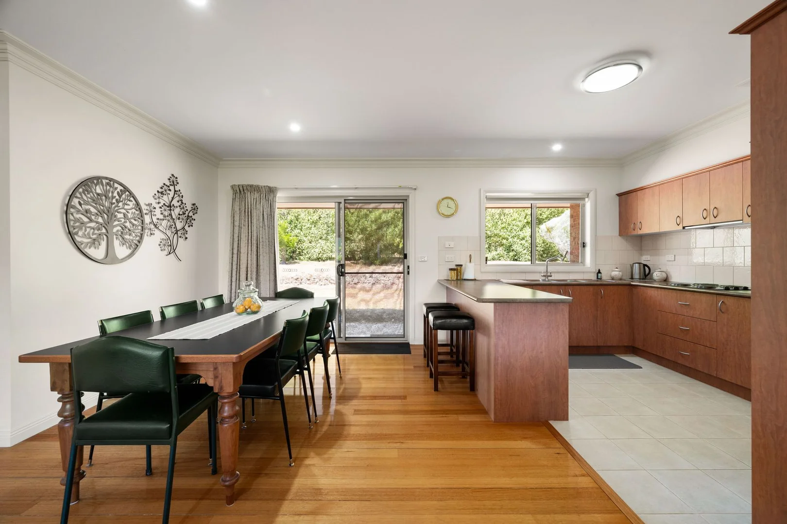 Additional image 8 of 1 James Close, Bright VIC 3741
