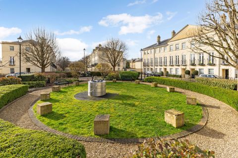 Horstmann Close, Bath BA1