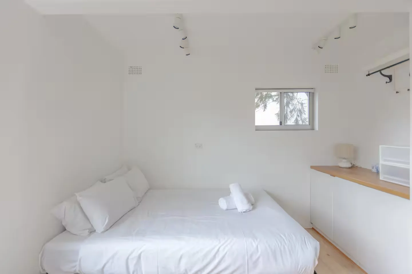 Additional image 5 of 9/18a BALLAST POINT ROAD, Birchgrove NSW 2041