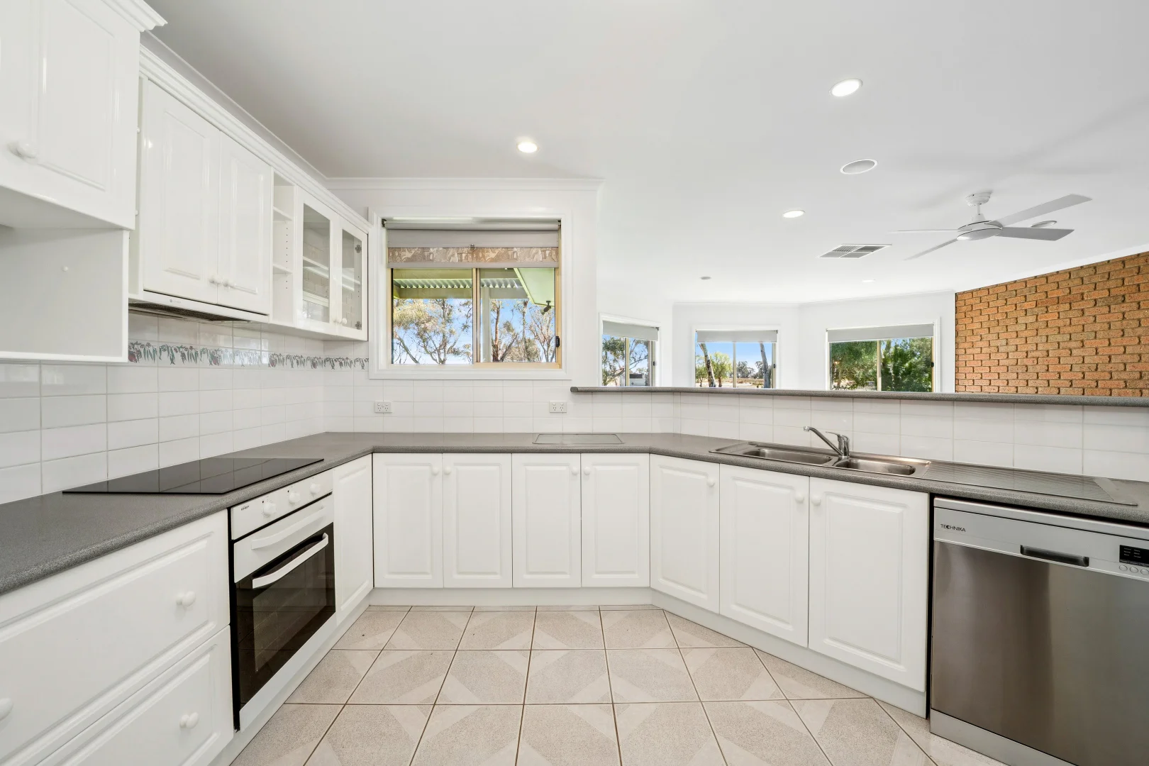 Additional image 4 of 250 Davies Road, Byrneside VIC 3617