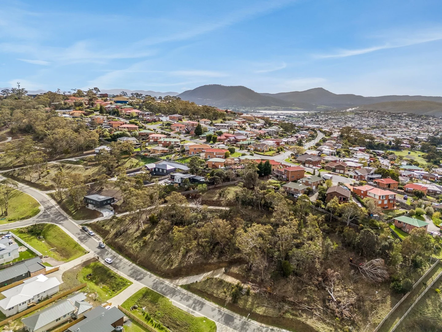 16 Kiewa Rise, Lenah Valley TAS 7008