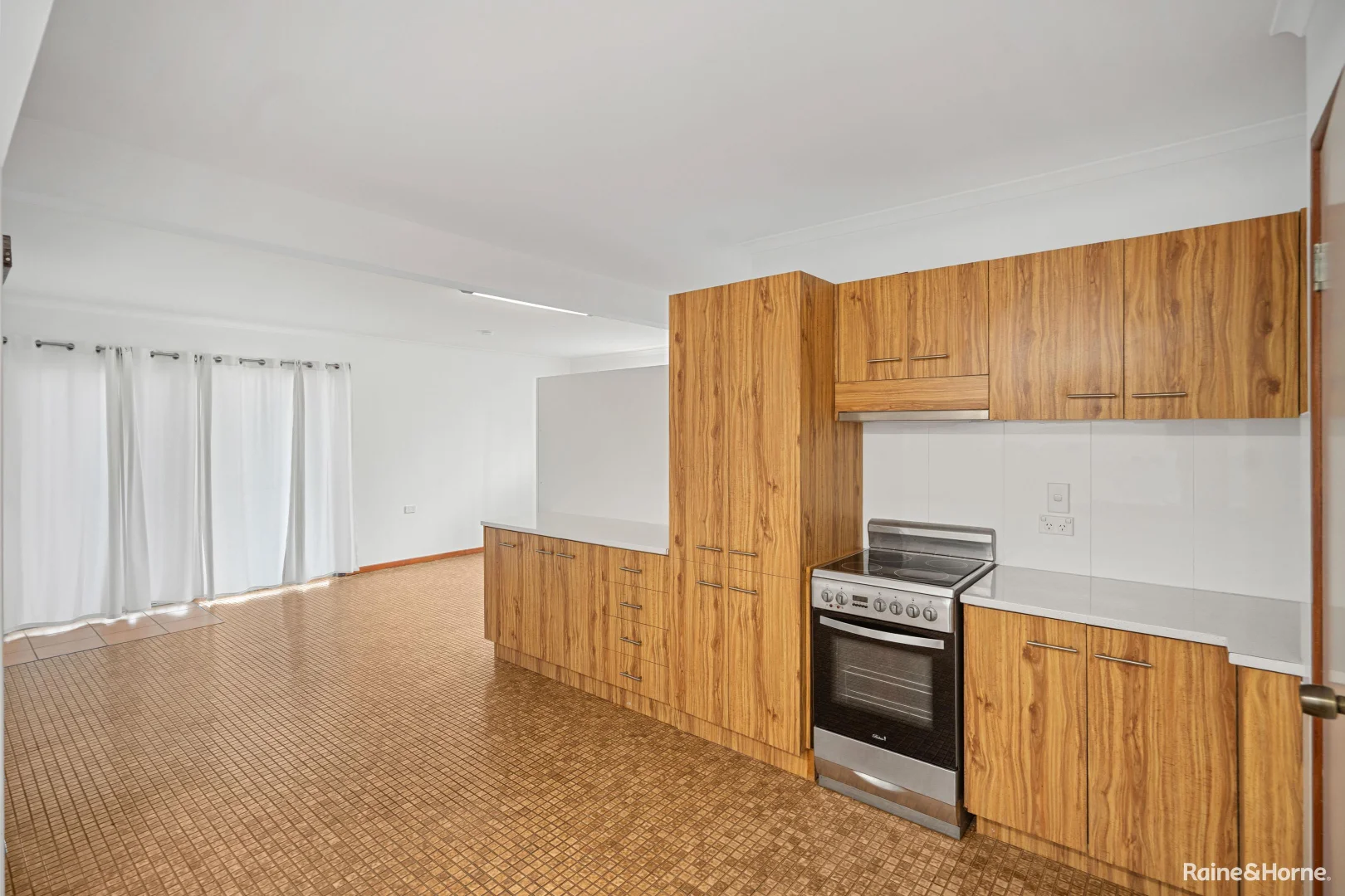 Additional image 13 of 114 Elizabeth Street, Urangan QLD 4655